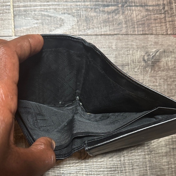 Dunhill Unisex Black Leather Wallet with Gold Accents - Picture 14 of 16